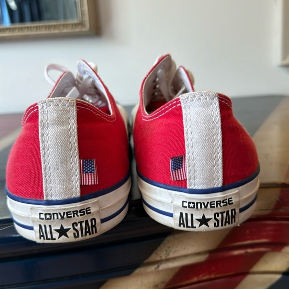 Converse All-Stars patriotic red white & blue - hardly worn excellent condition - Picture 4 of 12